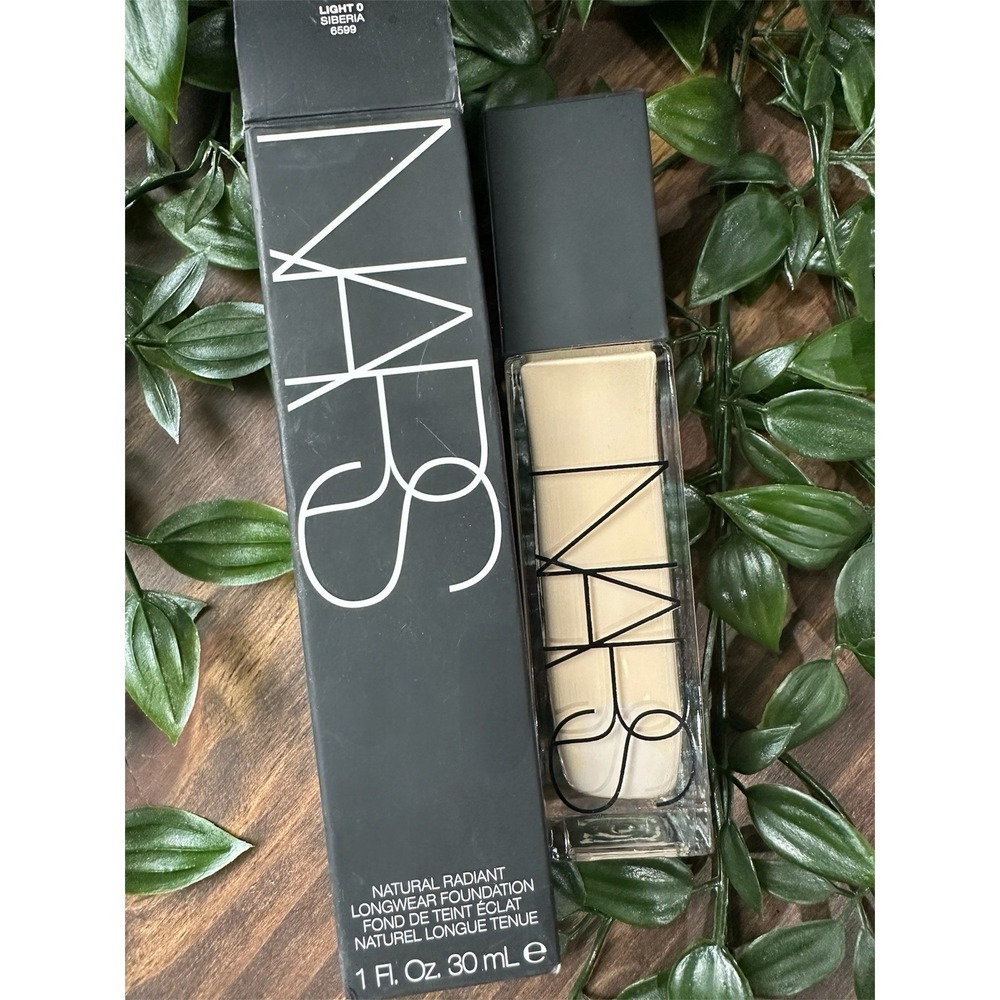NARS Natural Radiant Longwear Foundation - Full Size 1 oz - Light 0 Siberia -NEW